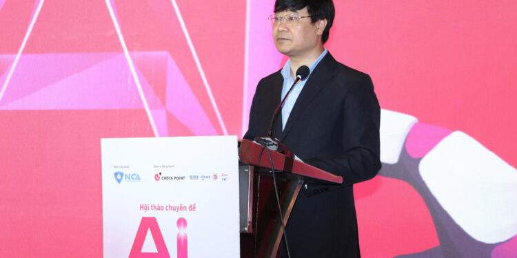 Đại tá Nguyễn Hồng Quân, Phó Cục trưởng Cục An ninh mạng và Phòng, chống tội phạm sử dụng công nghệ cao (Bộ Công an) - Ảnh: Đăng Khoa.