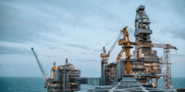 Biến dầu mỏ thành của để dành muôn đời