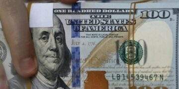 Biến động của thị trường chợ đen sau động thái của SBV