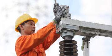 Bộ Công Thương đánh giá việc đưa khoản lỗ hơn 44.000 tỷ của EVN vào giá điện