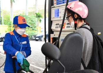 Bộ Công Thương nói gì về giá xăng dầu trong những ngày qua?