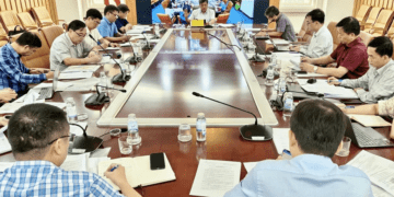 Thứ trưởng Trần Thanh Nam chủ trì cuộc họp.