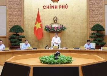 Chính phủ bãi bỏ 184 thủ tục hành chính, 890 điều kiện kinh doanh