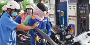 Chính phủ giảm thuế nhập khẩu xăng dầu về 0% đến hết 30-6