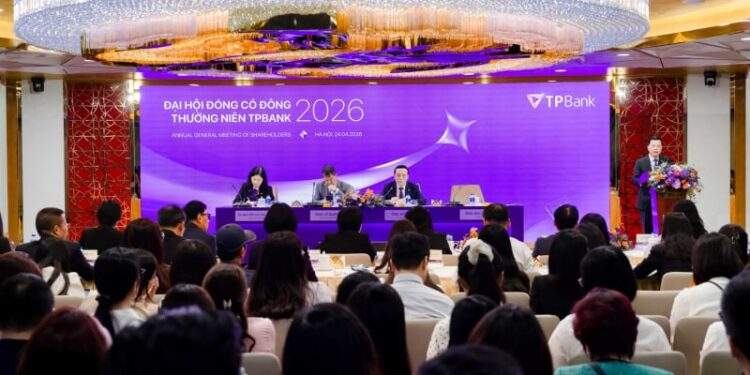 Chủ tịch Đỗ Minh Phú nói về “tấm chăn không đủ rộng” của tín dụng và tài sản “quý nhất” của TPBank