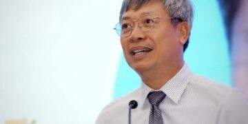 Ông Hồ Quang Bửu, Phó Chủ tịch UBND TP. Đà Nẵng, phát biểu tại Diễn đàn.