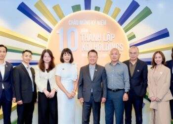 Con người, trải nghiệm, bền vững