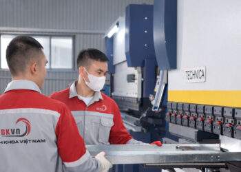 Công ty Bách Khoa Việt Nam ghi danh tại bảng xếp hạng Fast Rising 100