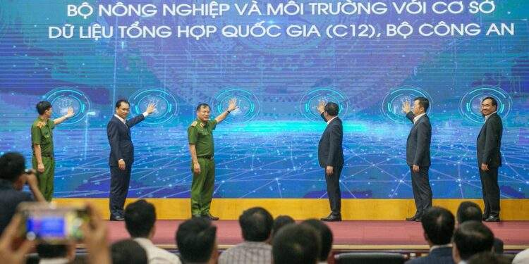 Đồng bộ 12 cơ sở dữ liệu ngành nông nghiệp và môi trường với Trung tâm Dữ liệu quốc gia