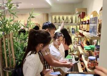 Hàng loạt thương hiệu đặc sản của tỉnh Hà Tĩnh có mặt tại Chương trình.