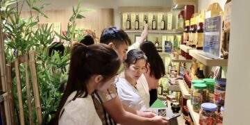 Hàng loạt thương hiệu đặc sản của tỉnh Hà Tĩnh có mặt tại Chương trình.