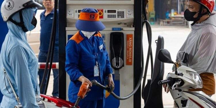 Fuel imports rise in first quarter amid global market volatility