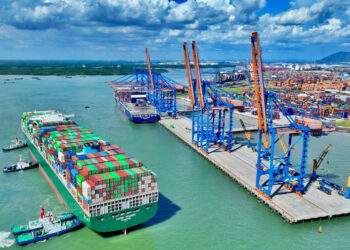 'Gã khổng lồ' cảng biển kiến nghị mở Trung tâm Hàng hải thế giới tại TPHCM