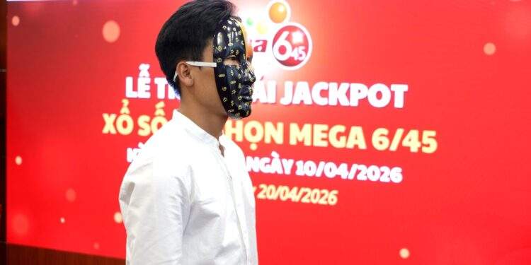 Gen Z trúng gần 80 tỉ đồng Vietlott