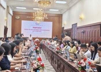 Giá vàng sốt rực, đại diện Ngân hàng Nhà nước thông tin nóng về hồ sơ xin cấp phép sản xuất vàng miếng