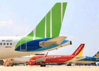 Giá vé máy bay dịp 30-4, 1-5 tăng cao, nhiều chặng vẫn còn vé