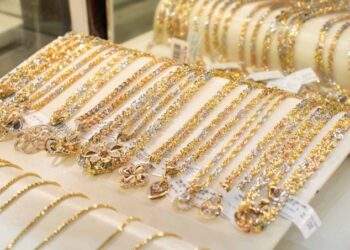 Gold prices dip - VnExpress International