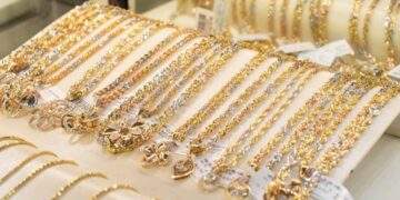 Gold prices dip - VnExpress International