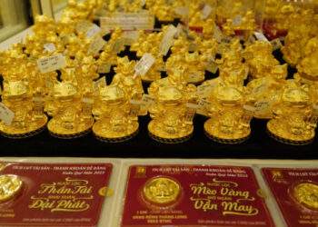 Gold prices edge up - VnExpress International