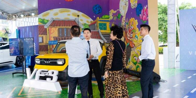 Hào khí sông Lam: Trải nghiệm xe điện VinFast tại Nghệ An, Hà Tĩnh - Ảnh 1