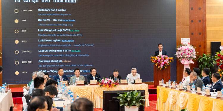 Quang cảnh hội thảo.