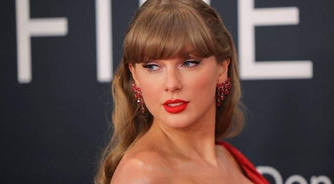 How do female celebrity billionaires make their fortunes?