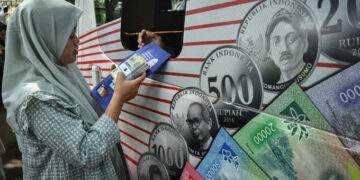 Indonesia steps up local currency use to reduce reliance on US dollar