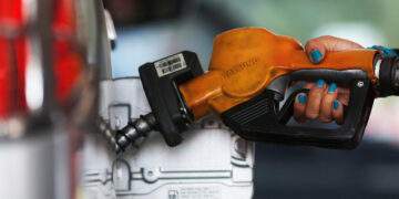 Indonesia to halt diesel imports amid shift to palm oil-based fuel