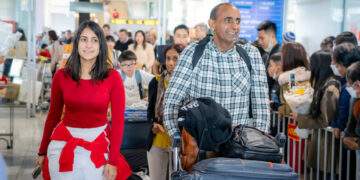 Khách quốc tế đến Việt Nam tăng vọt, lập kỷ lục mới ngay quý I/2026