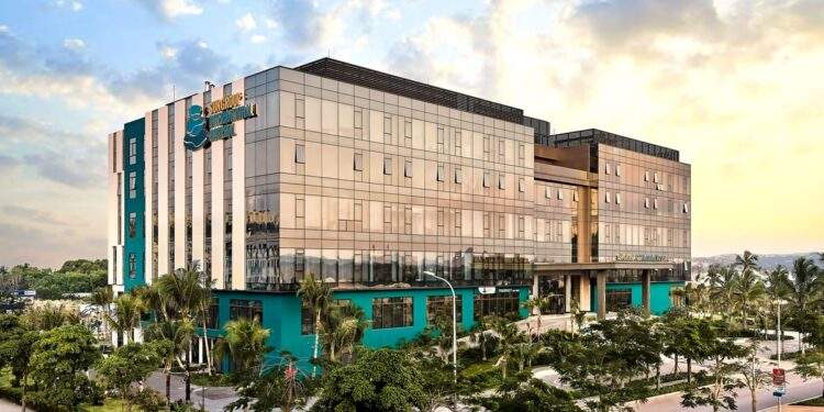 Khánh thành bệnh viện 5 sao đầu tiên ở Phú Quốc sau 8 tháng 'thần tốc'