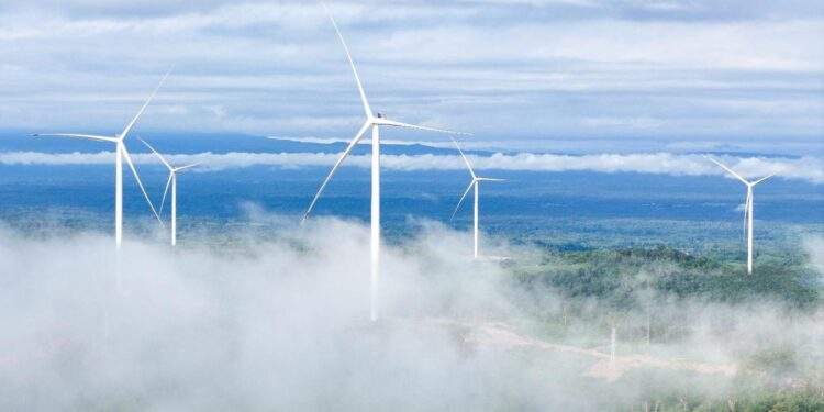 Kỳ tích 16 tháng đưa điện gió về Việt Nam