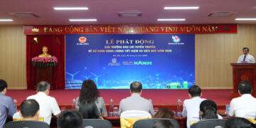 Nhà báo Nguyễn Đức Lợi, Phó Chủ tịch Thường trực Hội Nhà báo Việt Nam phát biểu tại buổi lễ.