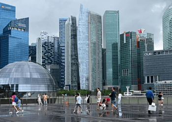 Singapore business closures reach 8-year high