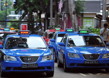 Singapore to give out $155 cash to eligible platform workers, taxi drivers