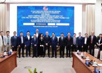 TPHCM trao giấy chứng nhận đầu tư cho 4 dự án công nghệ cao chiến lược