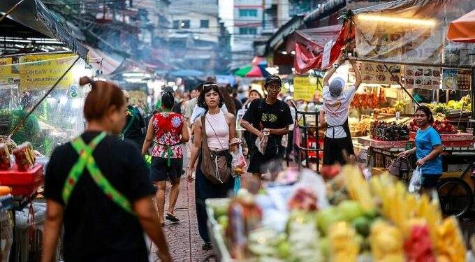 Thailand revises growth outlook with 4 scenarios amid Middle East tensions