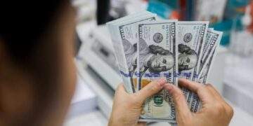 Thị trường chợ đen lội ngược dòng