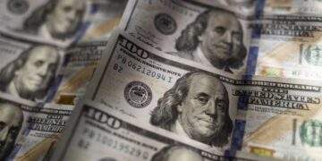 Thị trường chợ đen tăng mạnh