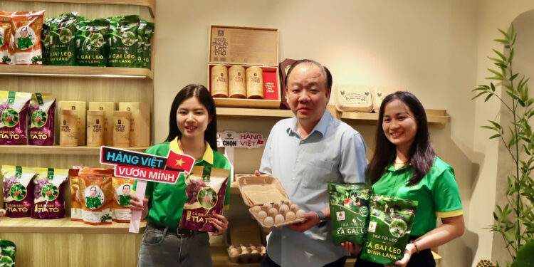 Ông Trần Hữu Linh, Cục trưởng Cục Quản lý và Phát triển thị trường trong nước.