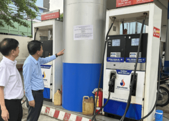 Vi phạm quy định dự trữ, 3 ‘ông lớn’ đầu mối kinh doanh xăng dầu bị phạt nặng