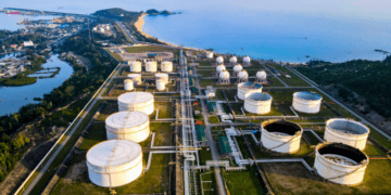 Which country buys the most crude oil from Vietnam?