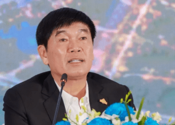 ‘Vua thép’ tự tin về thép ray đường sắt, kỳ vọng trục đại lộ ven sông Hồng