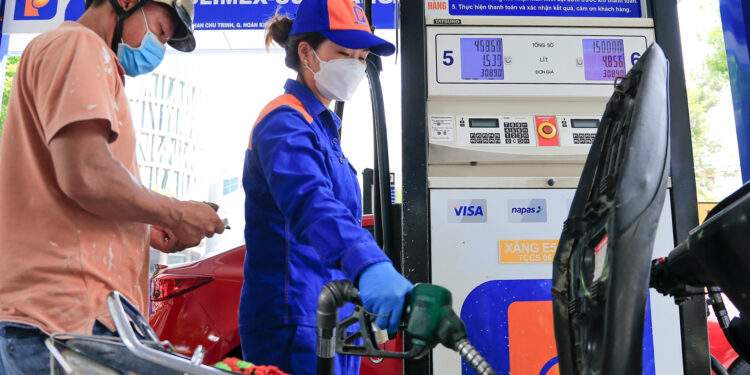 Bộ Công Thương thông tin chi tiết về biến động giá xăng dầu
