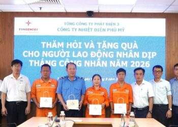 Công đoàn Nhiệt điện Phú Mỹ thăm, tặng quà người lao động dịp Tháng Công nhân 2026