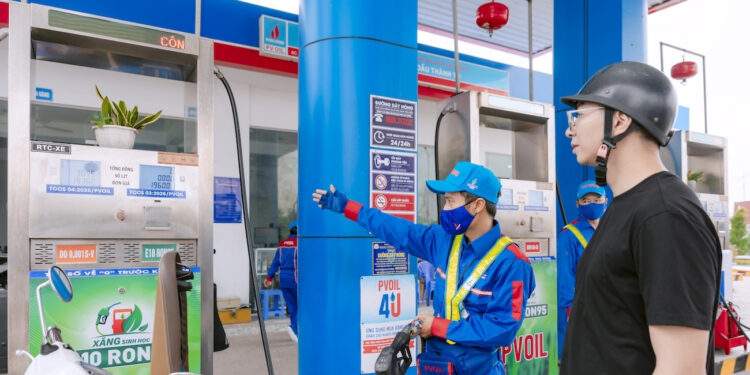 Doanh nghiệp sẵn sàng bán xăng E10 trên toàn quốc từ giữa tháng 5