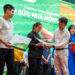“Tiếp sức nhà nông” của GREENFEED trao vốn vay cho bà con nông dân tại Thanh Hóa. Ảnh: GREENFEED.