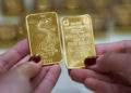 Gold prices continue to fall