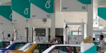 Malaysia mulls cutting fuel subsidies for high-income groups