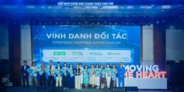 Lễ vinh danh đối tác chiến lược của công ty TNHH Rohto-Mentholatum (Việt Nam). 