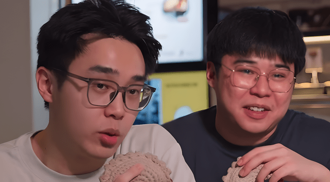Singapore’s 3 hawkers turn curry puff into $393,000 business with modern recipe